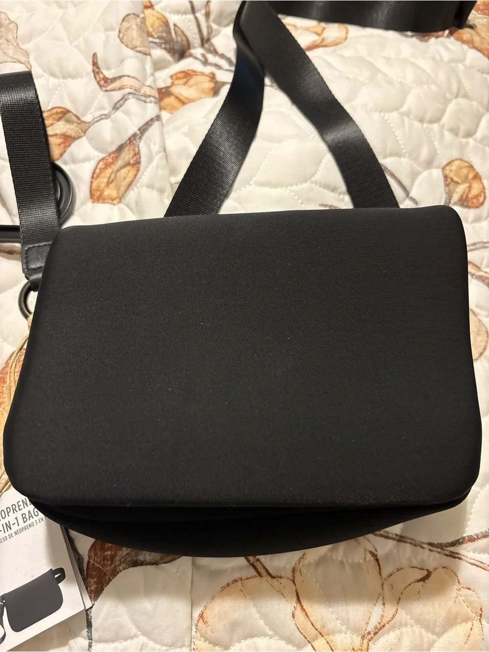 Neoprene 3-in-1 Crossbody Bag - Black